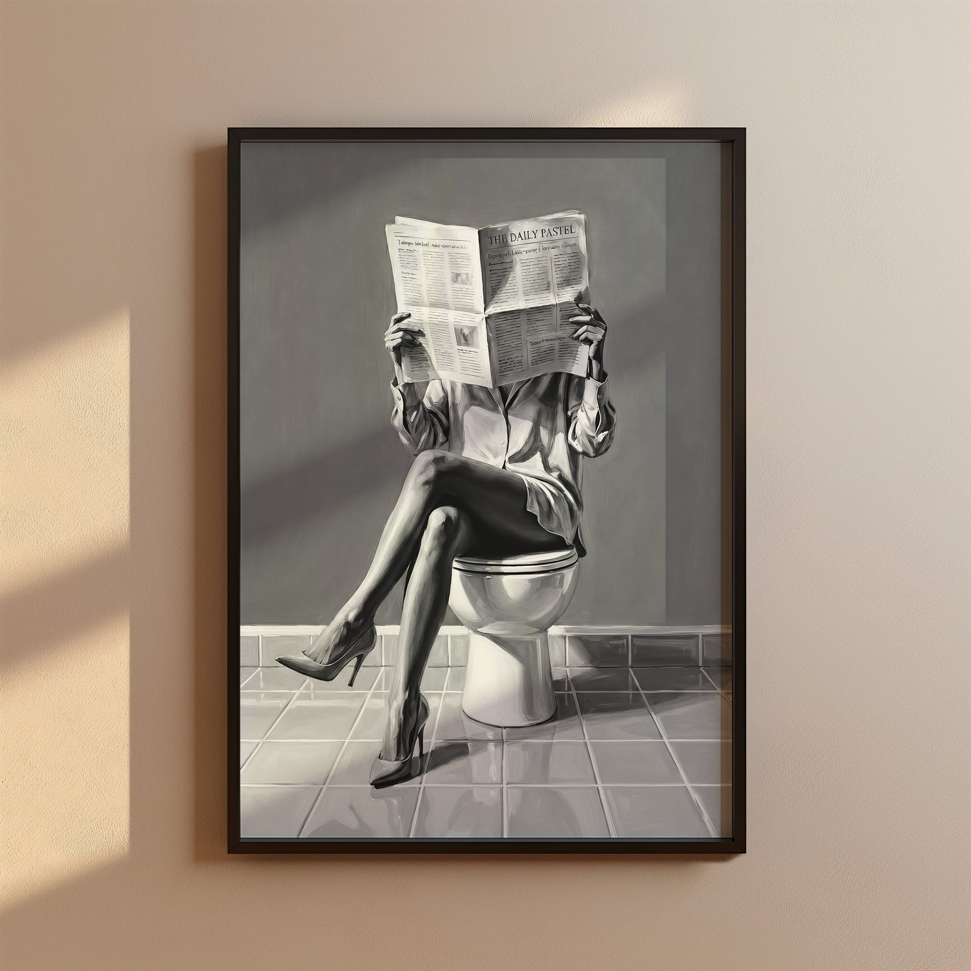 Schwarz Weiß Poster Badezimmer Ölgemälde Frau  in High Heels liest Zeitung auf Toilette