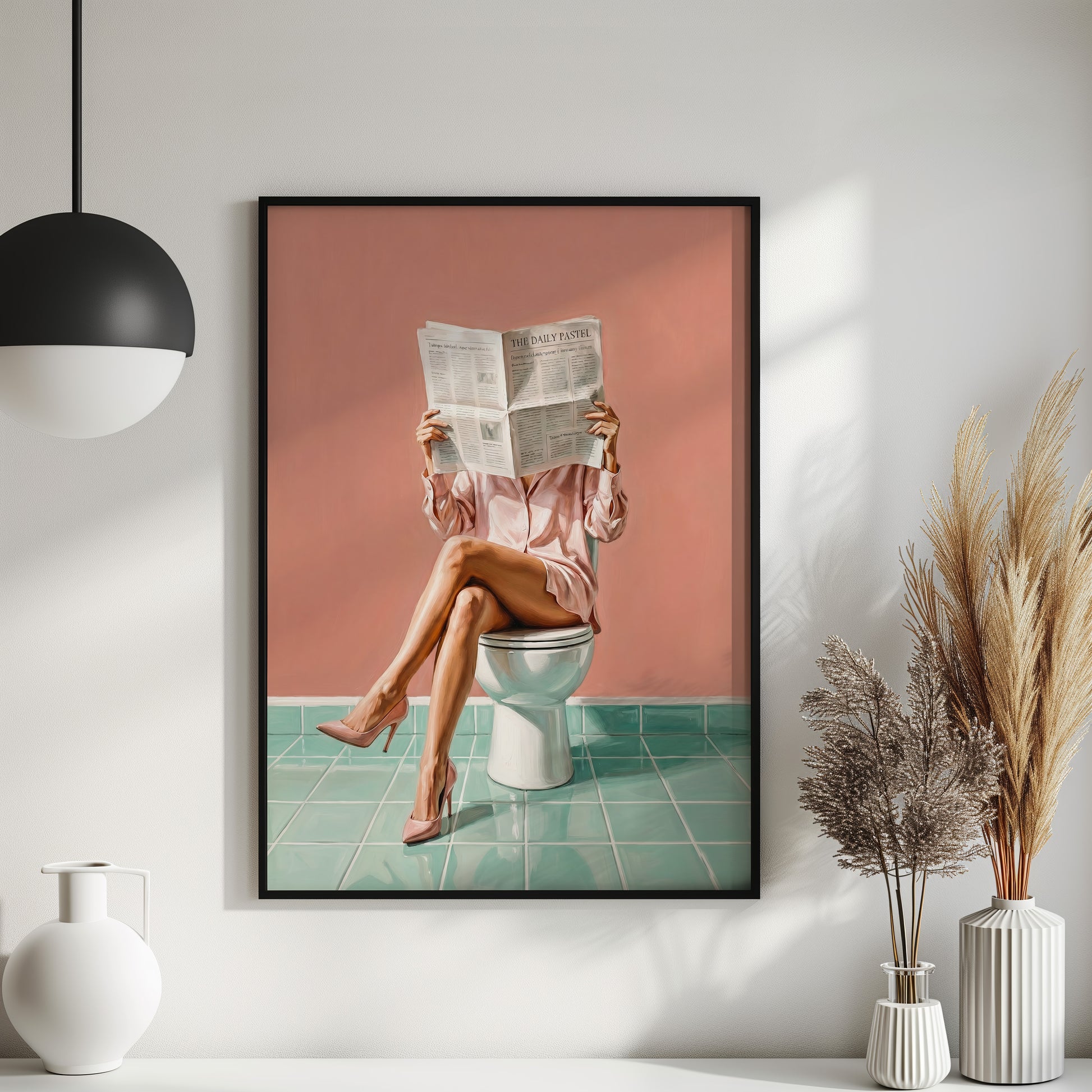 Frau liest Zeitung auf Toilette in High Heels Poster Badezimmer Deko Pastell Vintage Kunst