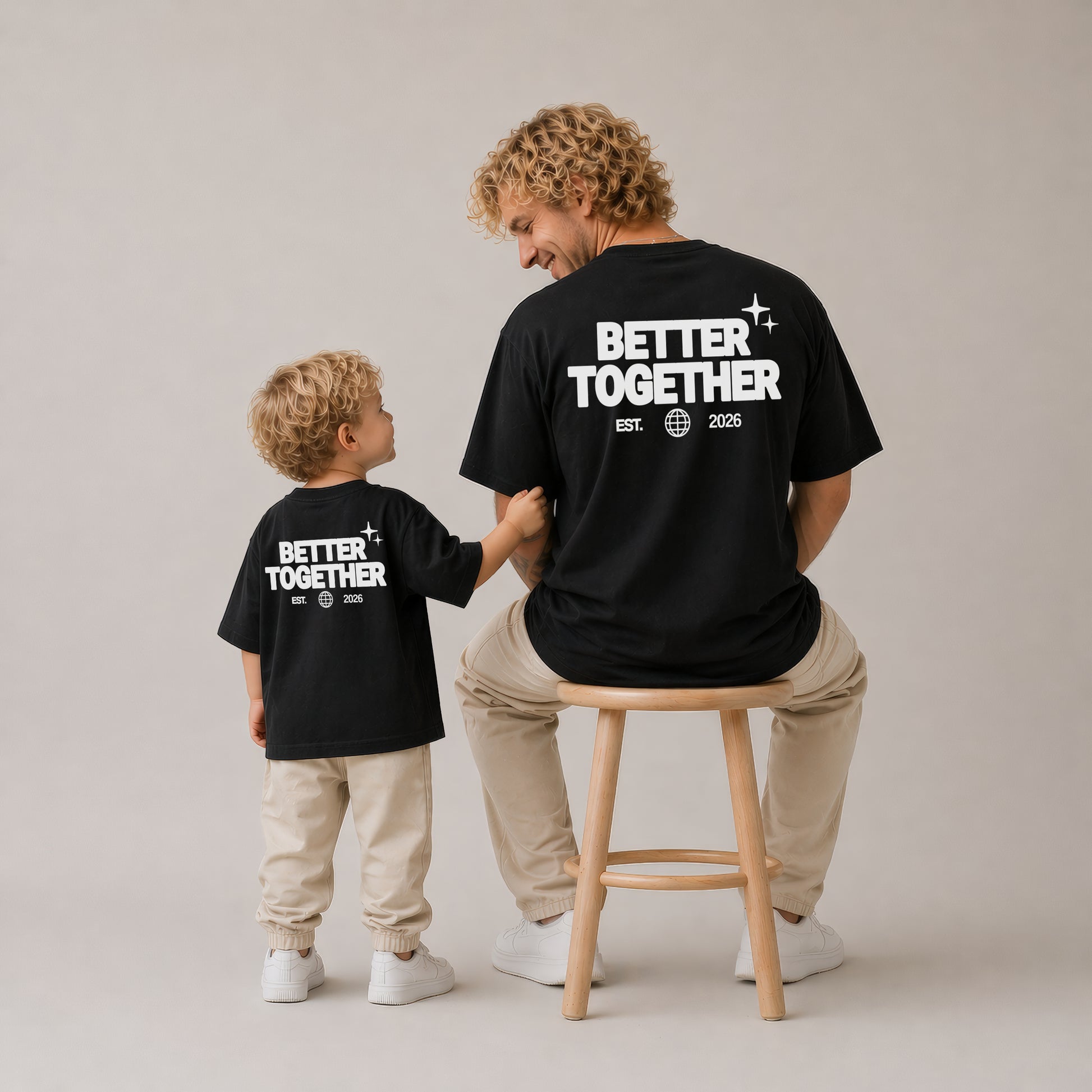 Partnerlook Shirts Personalisiert - Better Together - Papa Baby Geschenk Vatertag - Partner Outfit Familie Wunschdatum Mutter Tochter Outfit
