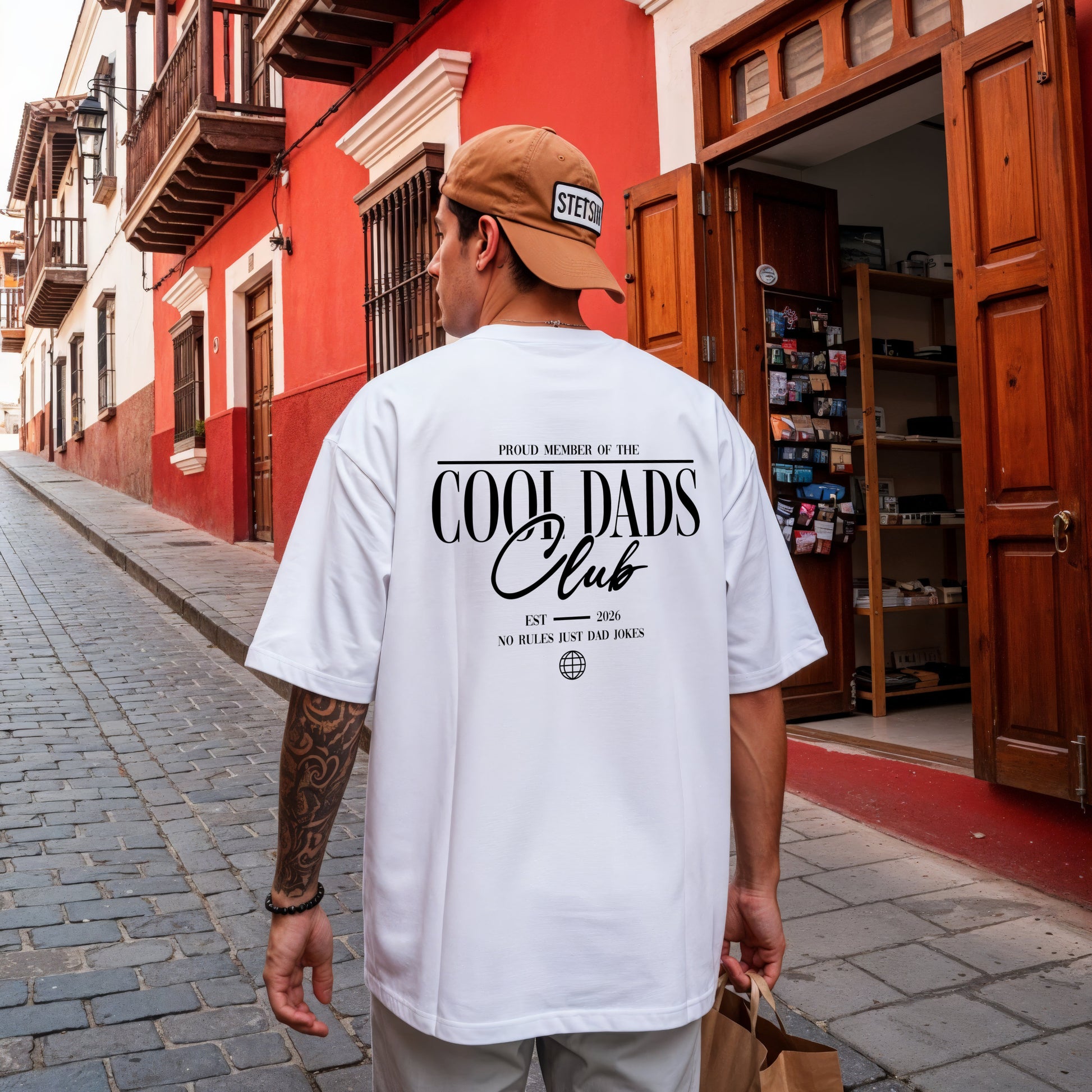 Cool Dads Club T-Shirt Papa Geschenk Personalisiert