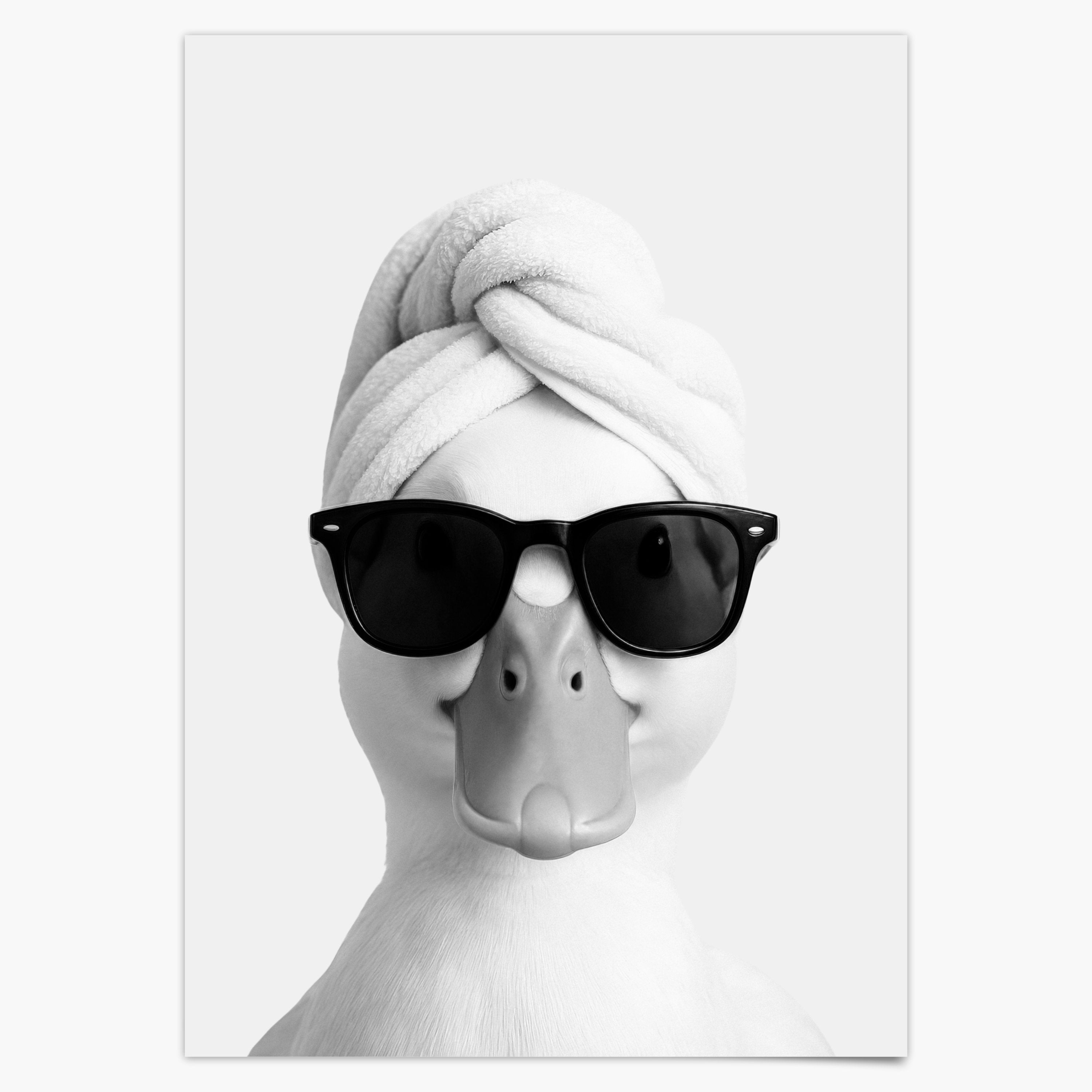 Schwarz-Weiß Poster Badezimmer Ente mit Handtuch-Turban & Sonnenbrille