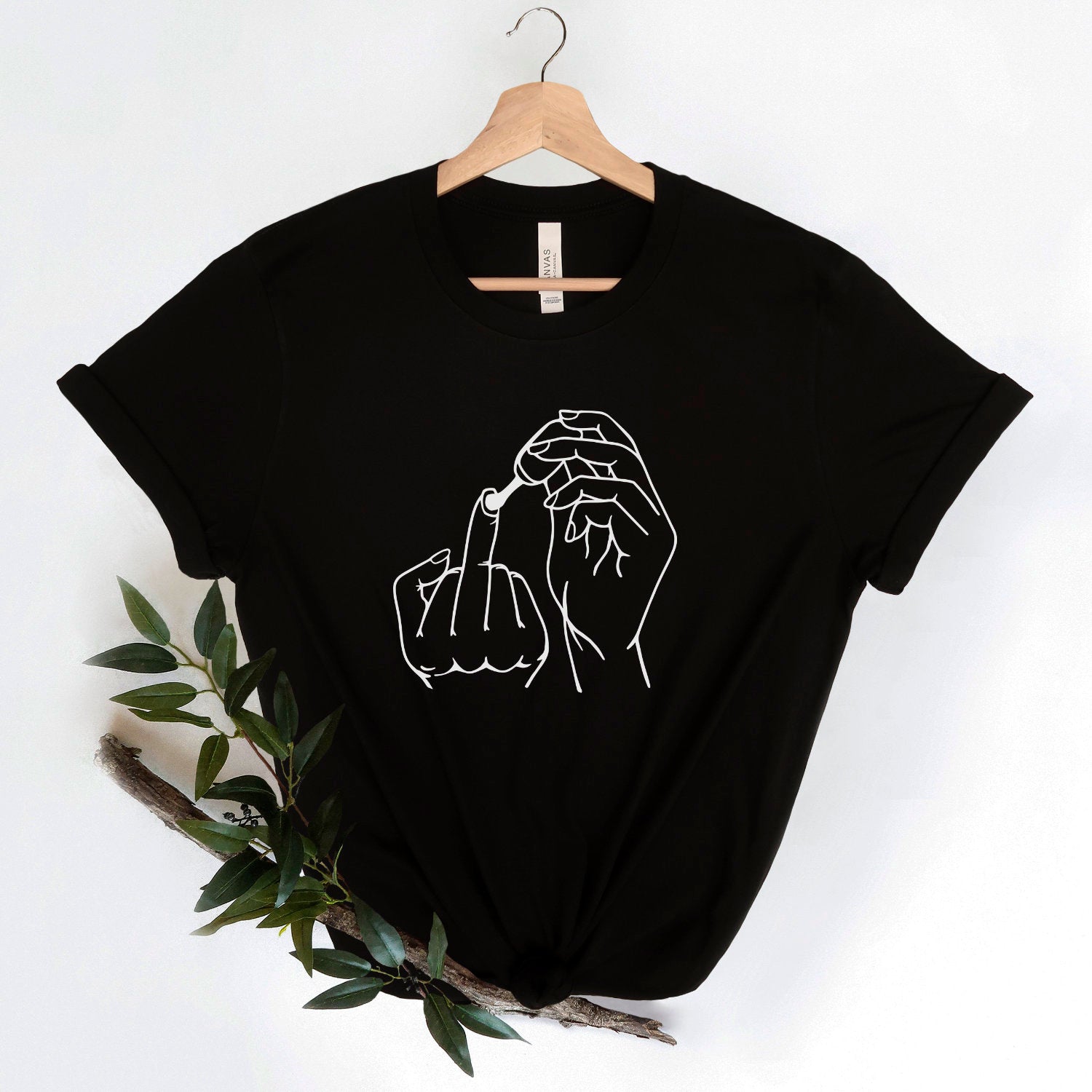 Feminist Shirt Feminismus T-Shirt Mittelfinger Nagellack Shirt Sommer tshirt Geschenk für Mädchen und beste Freundin Unisex Shirts