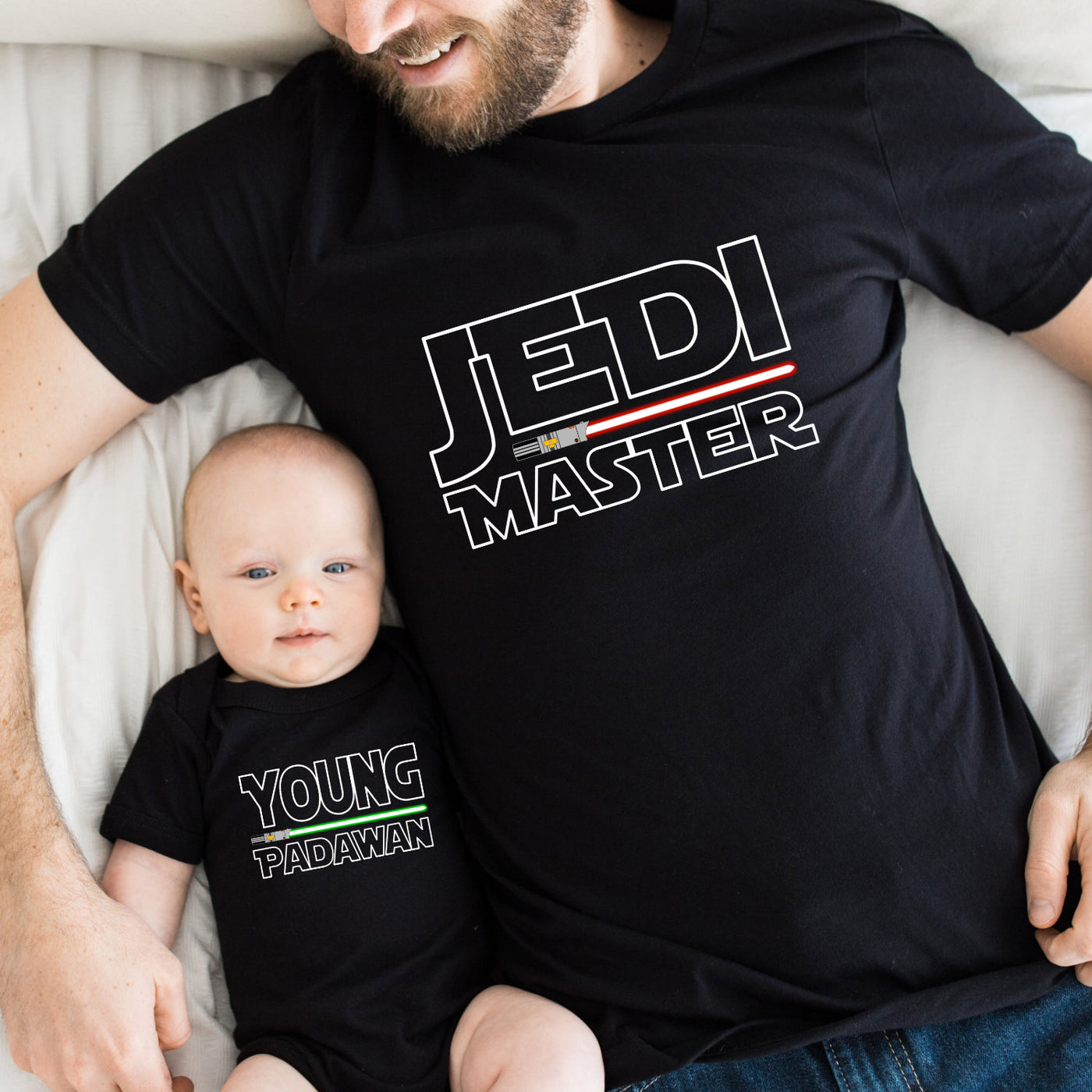 Vater Sohn Partnerlook Jedi Master Young Padawan Shirts Mutter Tochter Outfit Vater Baby Geschenk Babybody bedruckt Vatertagsgeschenk Galaxy