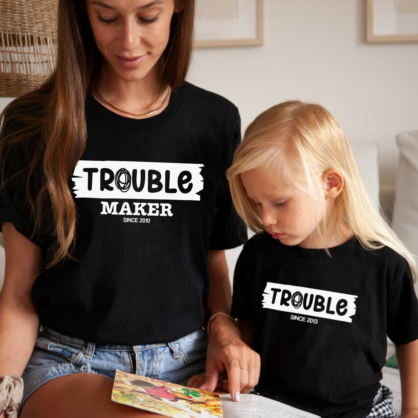 Trouble Shirt Vater & Sohn Partnerlook Trouble Maker Babybody bedruckt personalisiert Geschenk für Eltern Mutter Tochter Outfit SET Vatertag