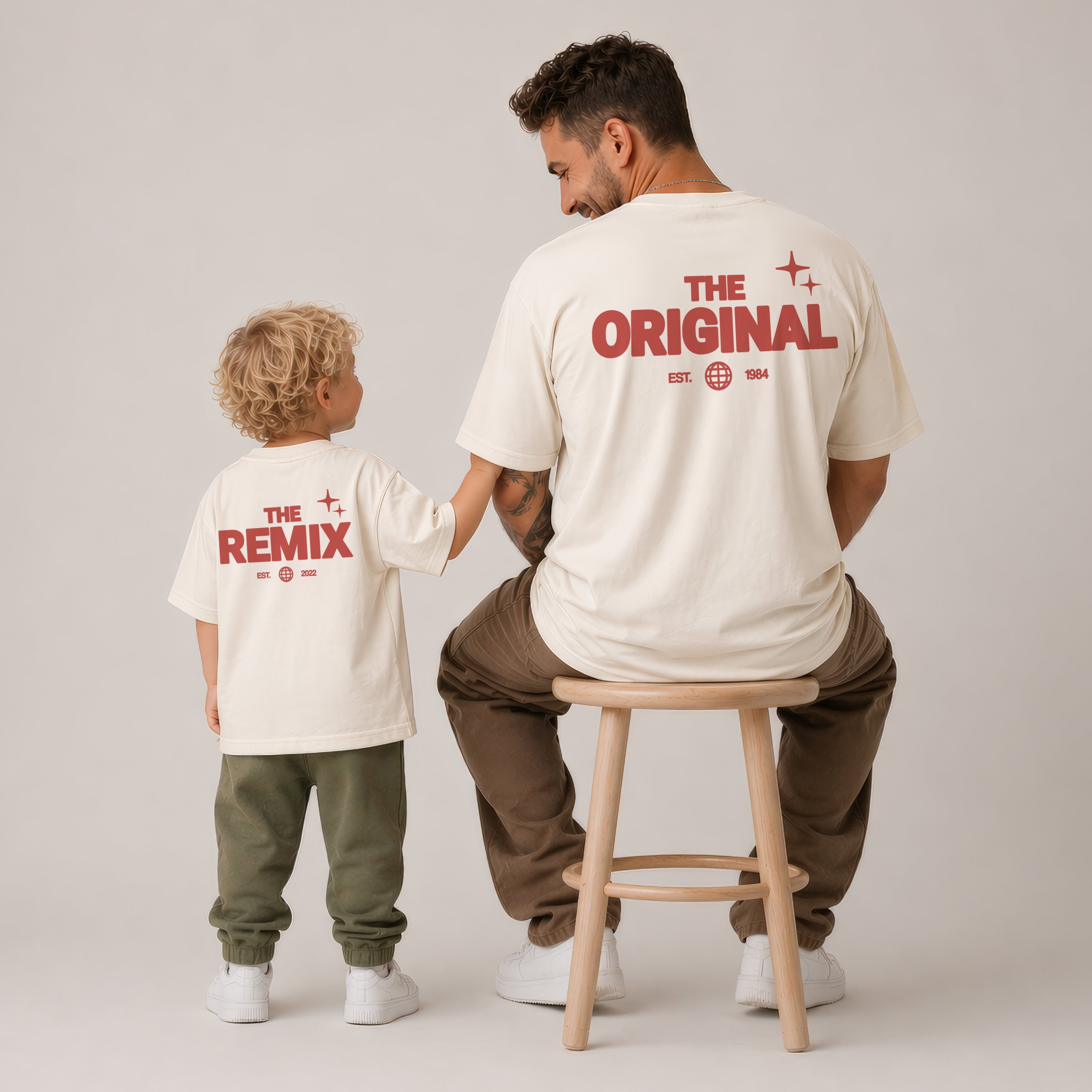 Vater Sohn Partnerlook Shirts Personalisiert - The Original & The Remix Backprint