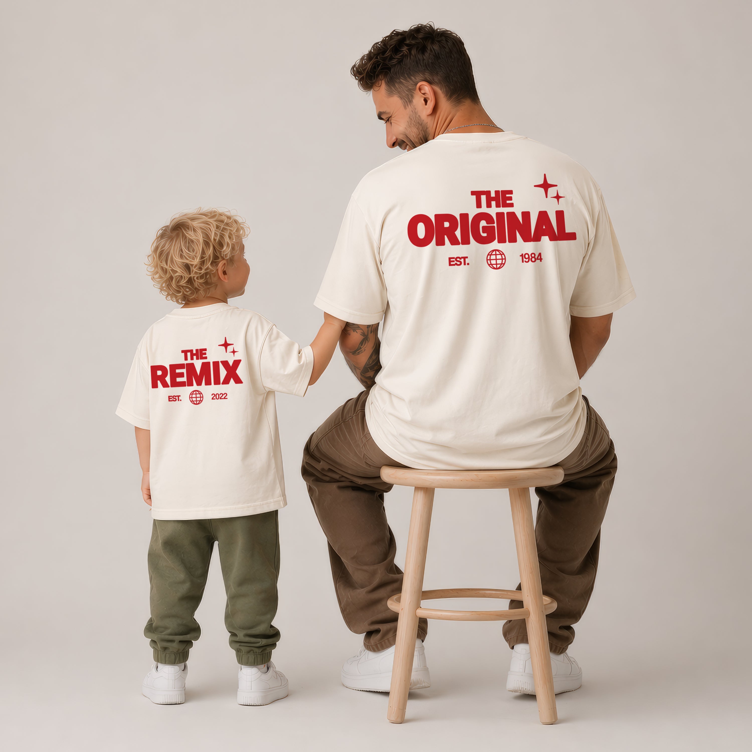 Vater Sohn Partnerlook Shirts Personalisiert - The Original & The Remix Backprint
