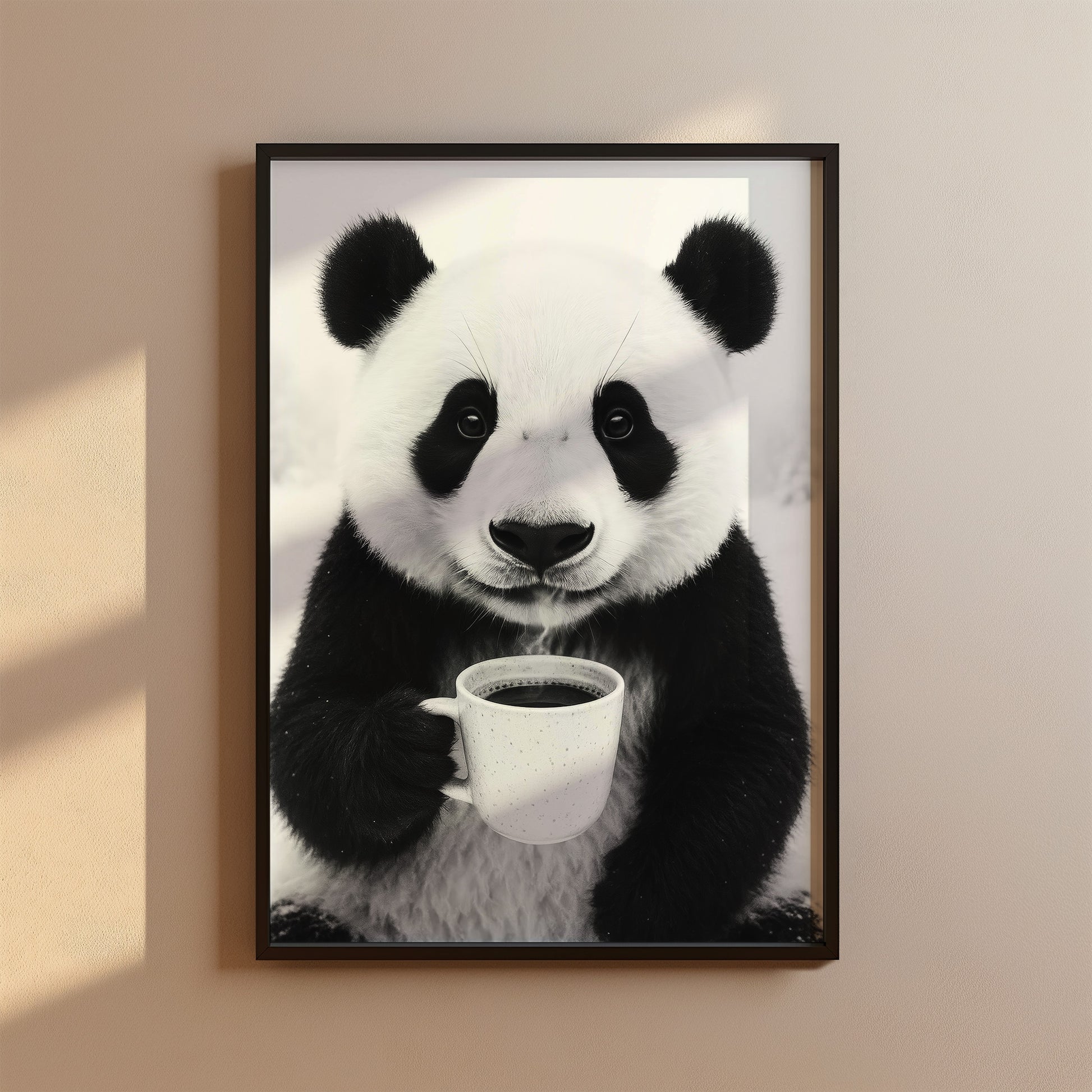 Panda trinkt Kaffee Poster - Küchenbild in Schwarz Weiß - Esszimmer Bild & Küchen Deko