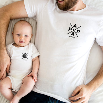 Vater Sohn Partnerlook Shirts Papa Mama Mini T-Shirts Personalisiert Babybody bedruckt minimalistisch Papa und Sohn Mama Tochter Outfit