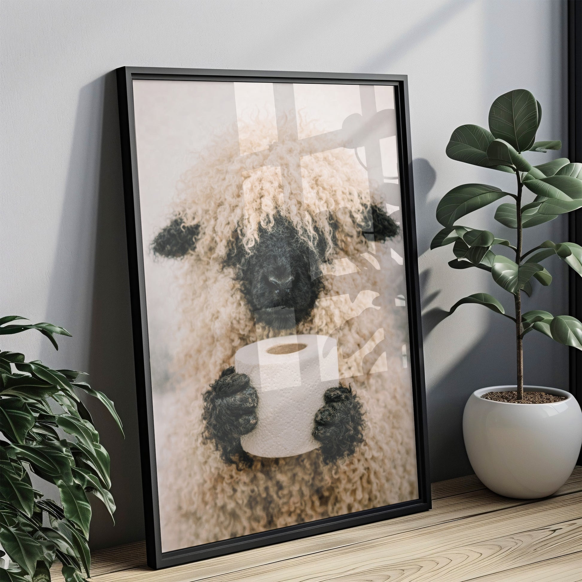 Lustiges Badezimmer Poster - Schaf hält Klopapierrolle