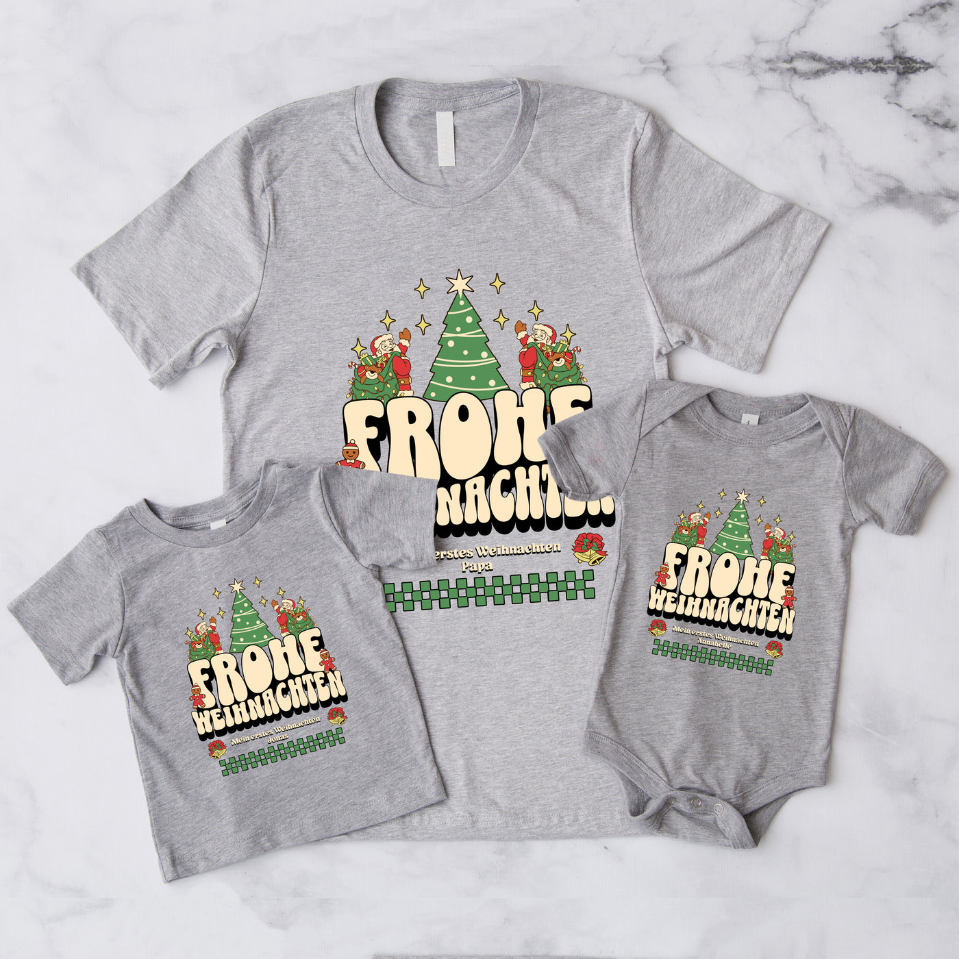 Familie im Partnerlook - Unser erstes Weihnachten Shirts Familienoutfit Festlich - Papa Babybody personalisiert T-Shirts Mama Tochter Outfit